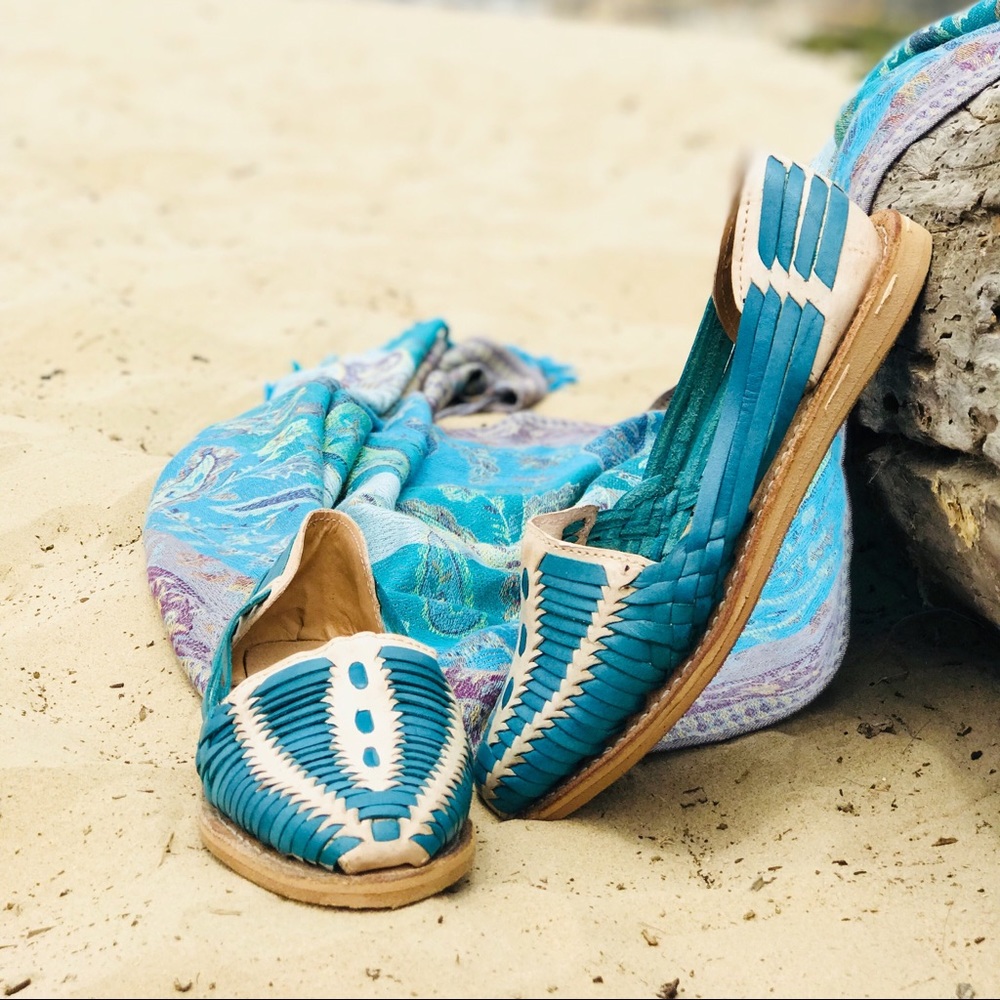 Sandals - Picture 8 of 8